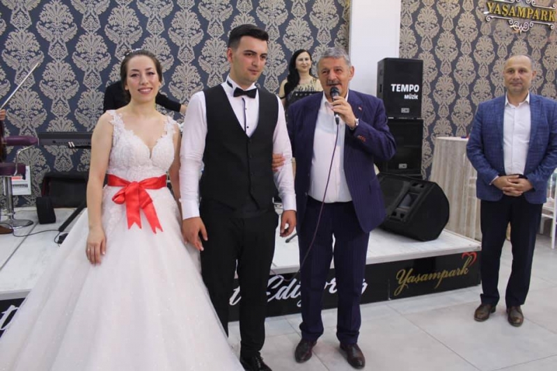 Başkan, bayramda da mutluluklara ortak oldu