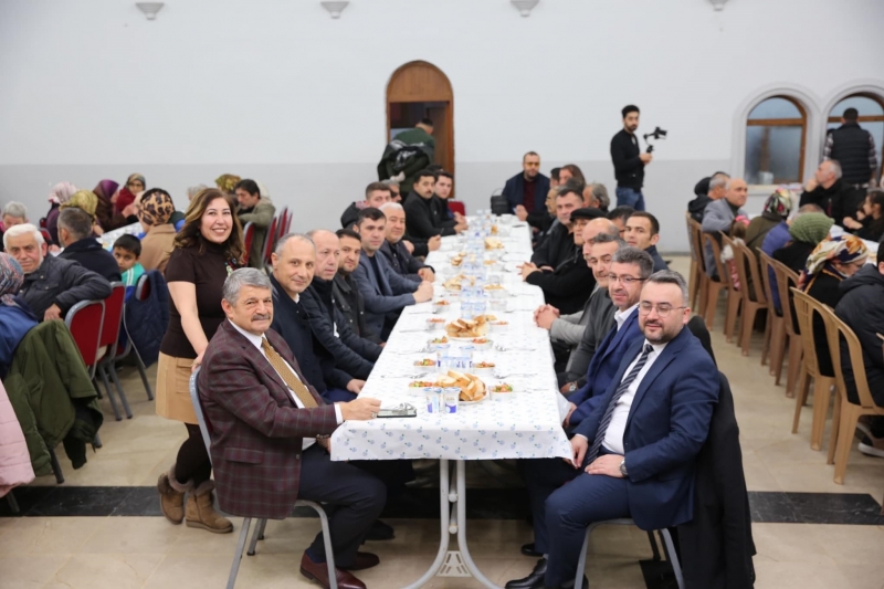 Başkan dernek yöneticileriyle buluştu