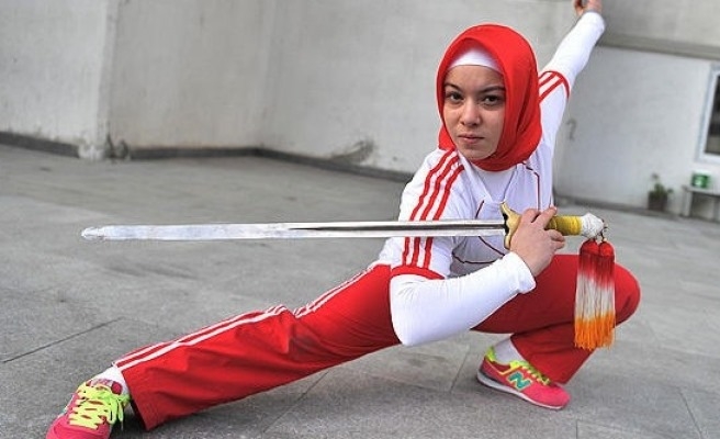 Başkan, Dünya Şampiyonu sporcumuzu kutladı