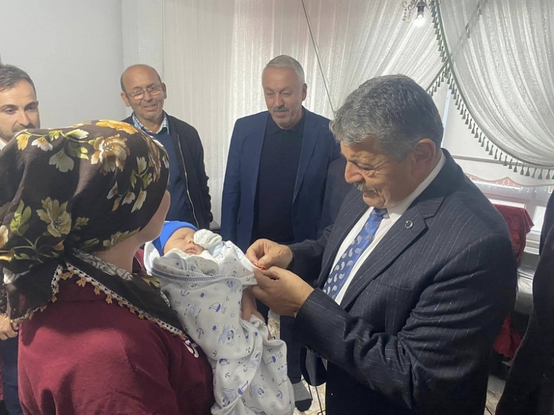 Başkan, madencileri ve ailelerini yalnız bırakmıyor