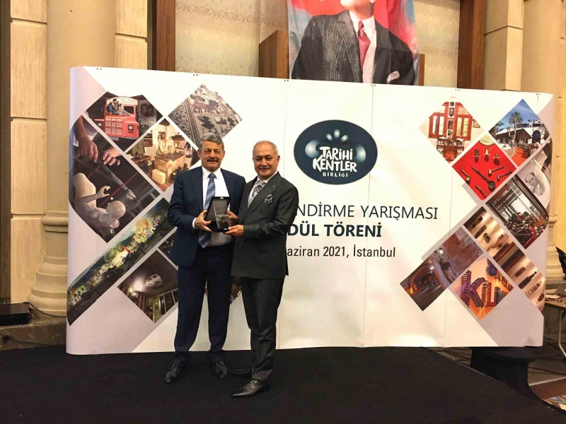Başkan yeniden seçildi!