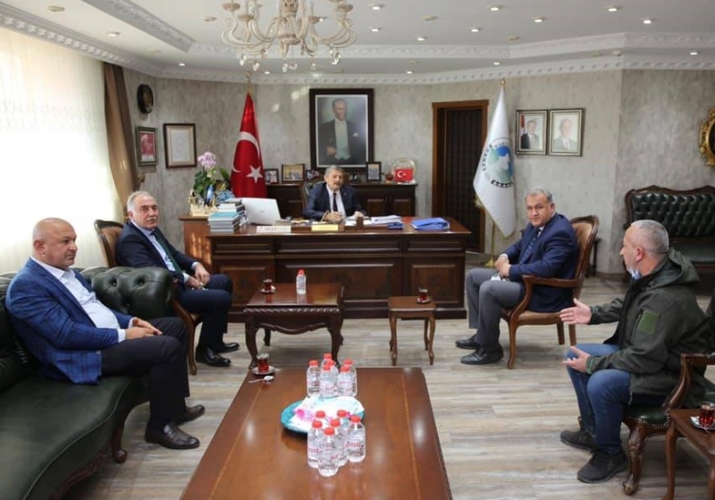 Başkan’a ‘geçmiş olsun’ ziyaretleri sürüyor