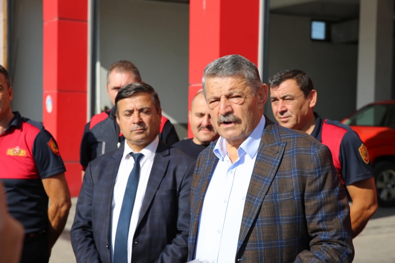 Başkan’dan İtfaiyecilere anlamlı ziyaret