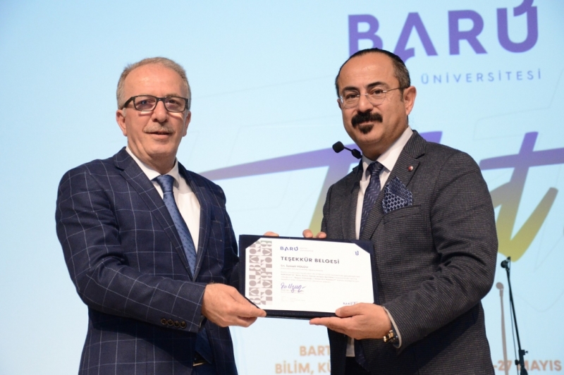 Binlerce kişi BARÜFEST’22’de hem eğlendi hem öğrendi
