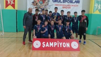 Fen Lisesi Futsal'da şampiyon oldu