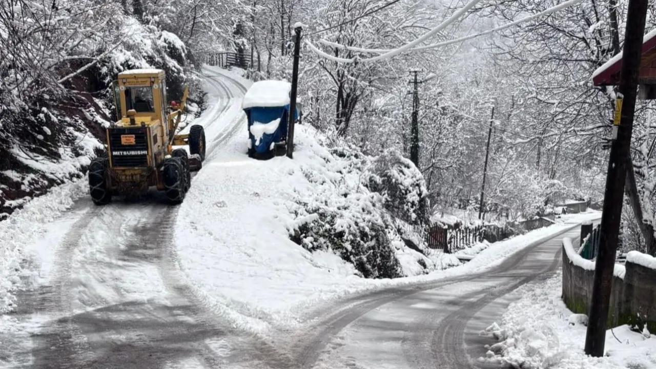 Karla Mücadele Aralıksız Sürüyor