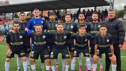 Kozcağız Belediyespor takibini sürdürdü